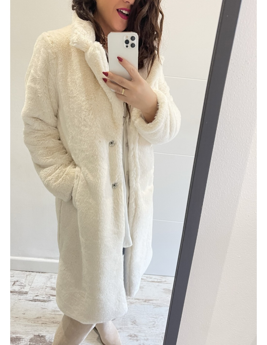 abrigo-blanco-mujer-986xmf-1.jpg